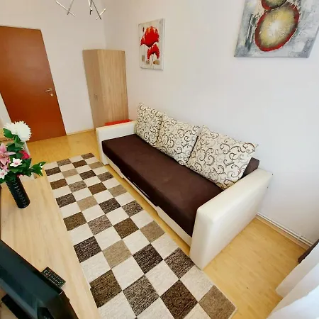 Casa Dusa - Apartament Romina Апартаменти