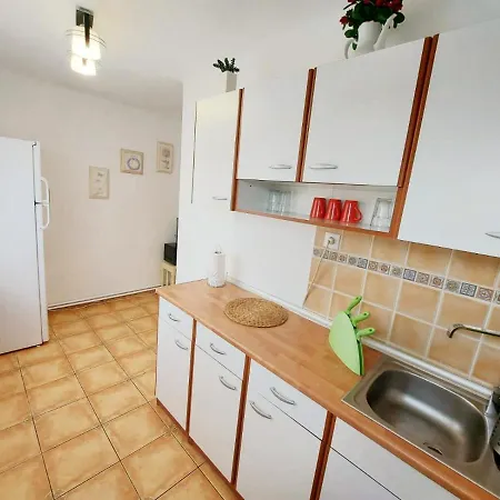 Апартаменти Casa Dusa - Apartament Romina *