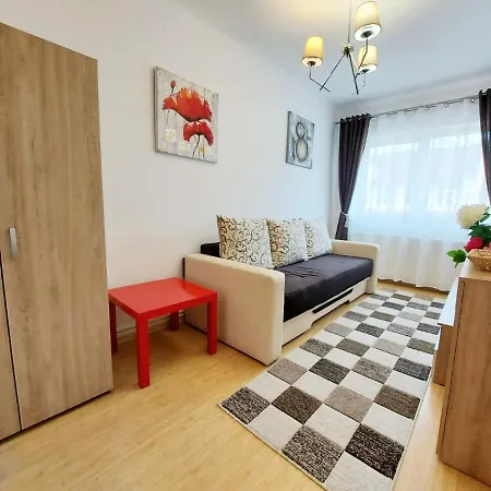 Casa Dusa - Apartament Romina Брашов